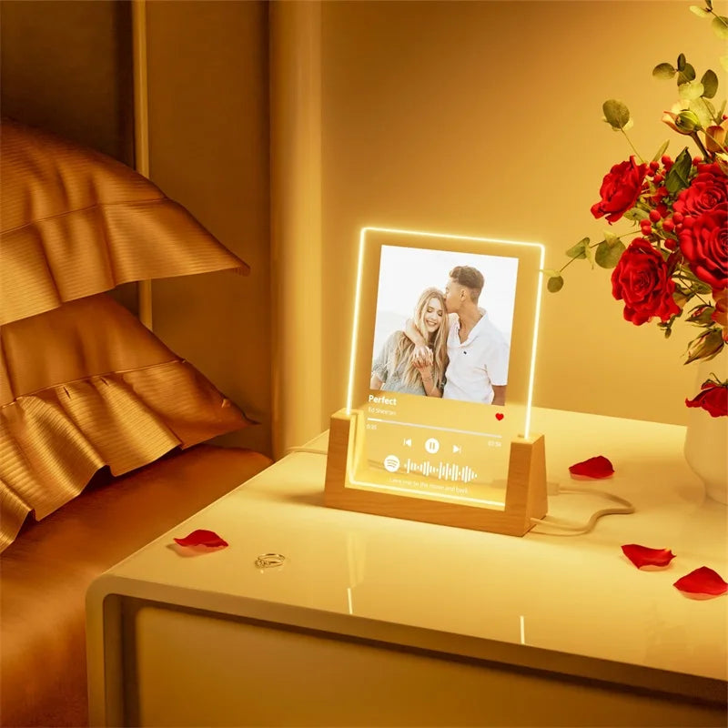 ✨ Custom Song Photo Lamp